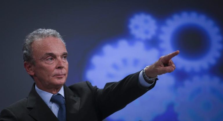 UE/PRESIDÊNCIA: EX-COMISSÁRIO URGE 27 A RESOLVEREM COM URGÊNCIA “PROBLEMA” DAS MIGRAÇÕES