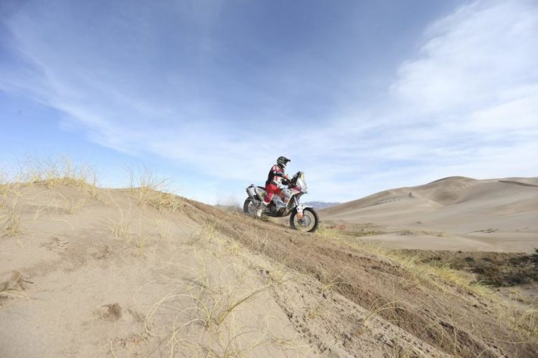 DAKAR2021: TRÊS PILOTOS IMPEDIDOS DE ALINHAR DEVIDO A TESTES POSITIVOS AO NOVO CORONAVÍRUS