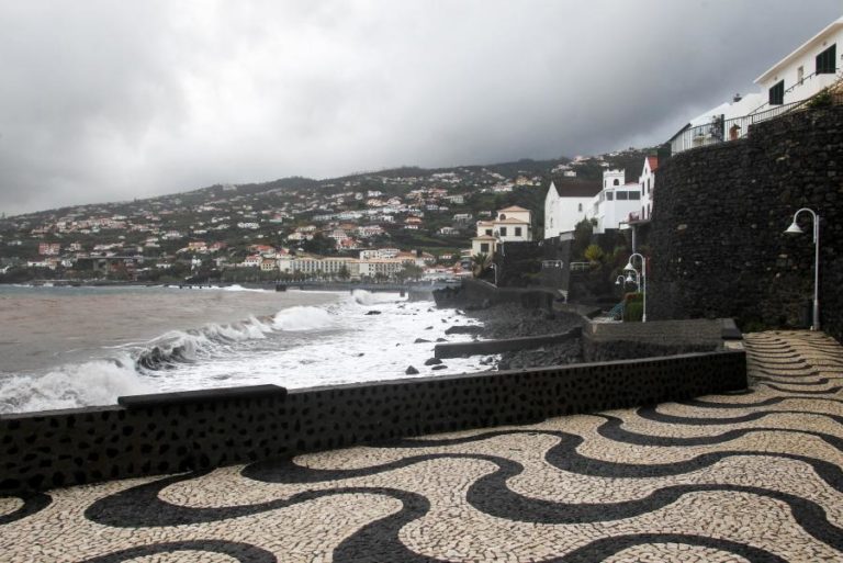 COVID-19: UNIDADE DE CUIDADOS CONTINUADOS NA MADEIRA COM 24 UTENTES INFETADOS