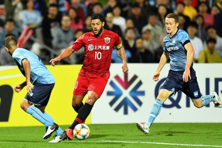 ATLÉTICO MINEIRO ANUNCIA CONTRATAÇÃO DO EX-PORTISTA HULK