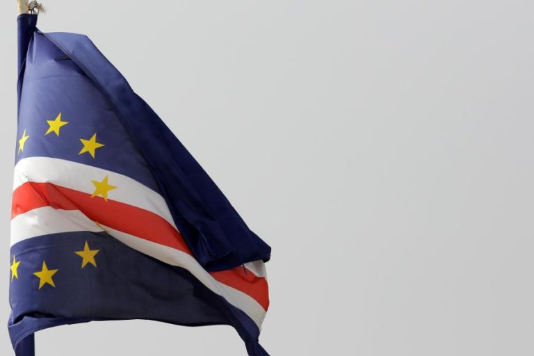 FALTA DE ACORDO COM A UNIÃO EUROPEIA AMEAÇA MAIOR EXPORTADORA DE CABO VERDE