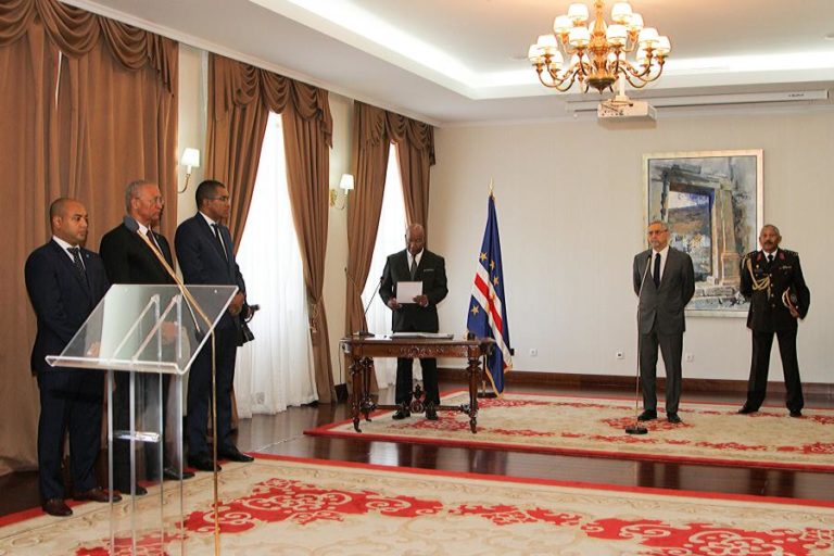 GOVERNO DE CABO VERDE INSATISFEITO COM CONCESSÃO DOS TRANSPORTES MARÍTIMOS À CV INTERILHAS