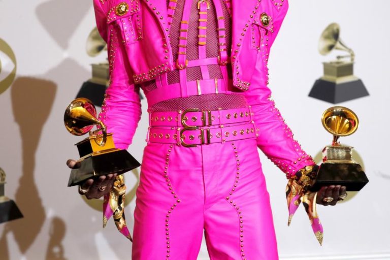 COVID-19: PRÉMIOS GRAMMY ADIADOS PARA MARÇO DEVIDO À PANDEMIA