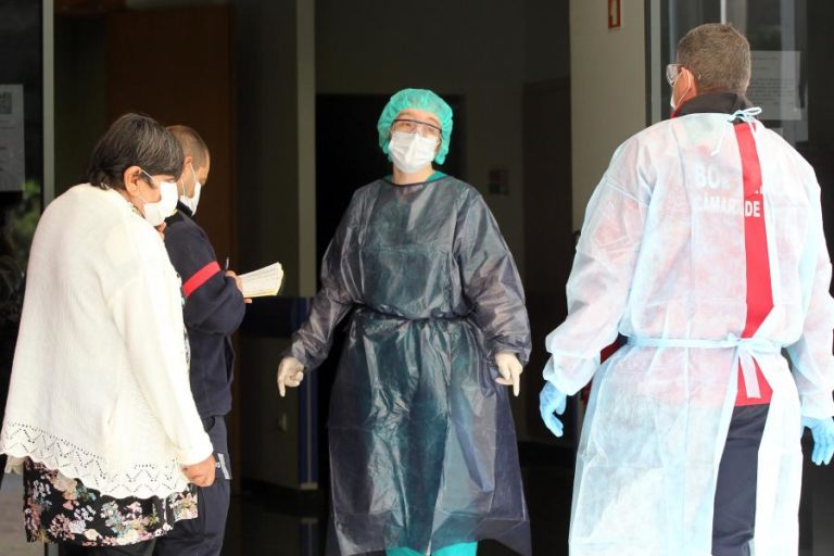 COVID-19: MADEIRA REGISTA 76 NOVOS CASOS E UM TOTAL DE 697 INFEÇÕES ATIVAS