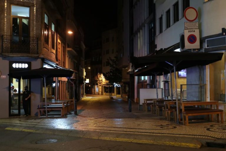 COVID-19: RESTAURANTES QUEREM MAIS APOIOS E “MUDANÇA DE ESTRATÉGIA” NOS HORÁRIOS