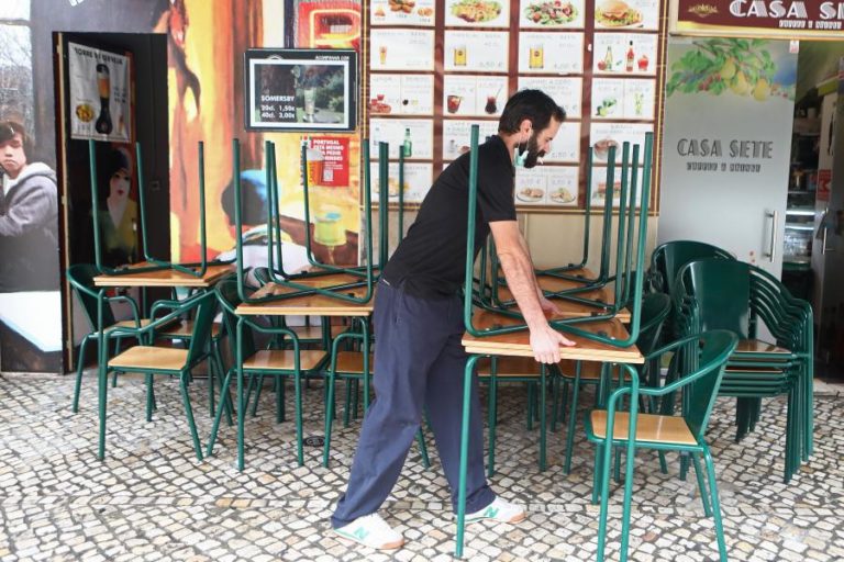 COVID-19: BRUXELAS DEIXA PORTUGAL AUMENTAR PARA 1,2 MIL ME APOIO À RESTAURAÇÃO E COMÉRCIO