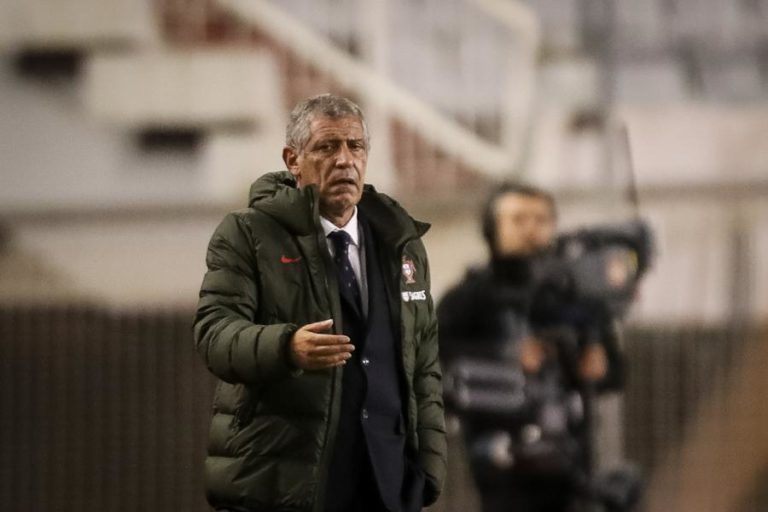 FERNANDO SANTOS PROTAGONISTA DE CAMPANHA DA FPF CONTRA DISCRIMINAÇÃO