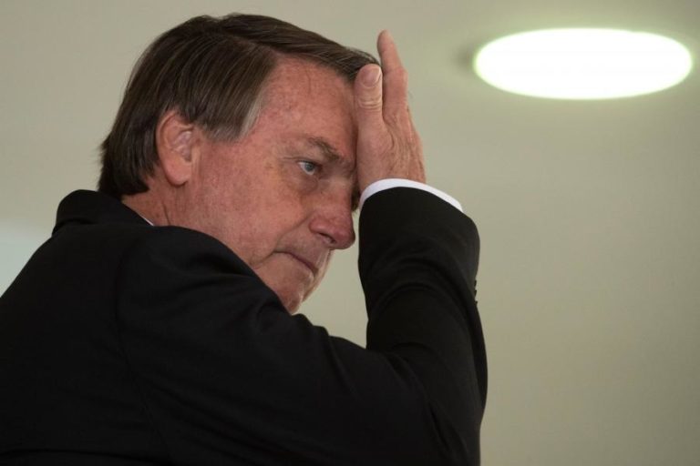 BOLSONARO SAÚDA BIDEN E ESPERA “EXCELENTE FUTURO PARA PARCERIA BRASIL-EUA”