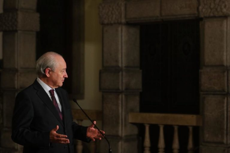 COVID-19: LÍDER DO PSD PEDE A COSTA PARA ENCERRAR ESCOLAS JÁ NA QUINTA-FEIRA