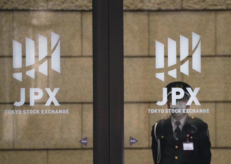 BOLSA DE TÓQUIO ABRE A GANHAR 0,9%