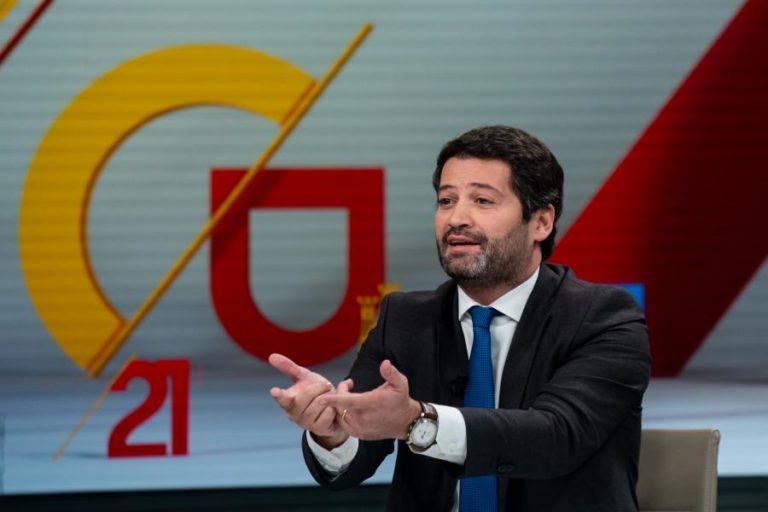 PRESIDENCIAIS: VENTURA E LE PEN CONTRA IMIGRAÇÃO DESREGULADA E ISLAMISMO