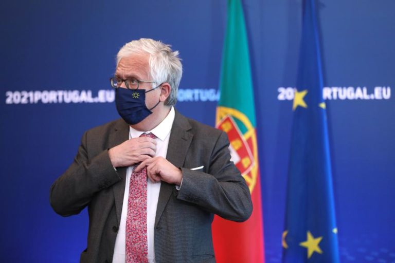 UE/PRESIDÊNCIA: MAI RECORDA SOLIDARIEDADE NAS MIGRAÇÕES A HOMÓLOGOS DE MALTA E ESPANHA