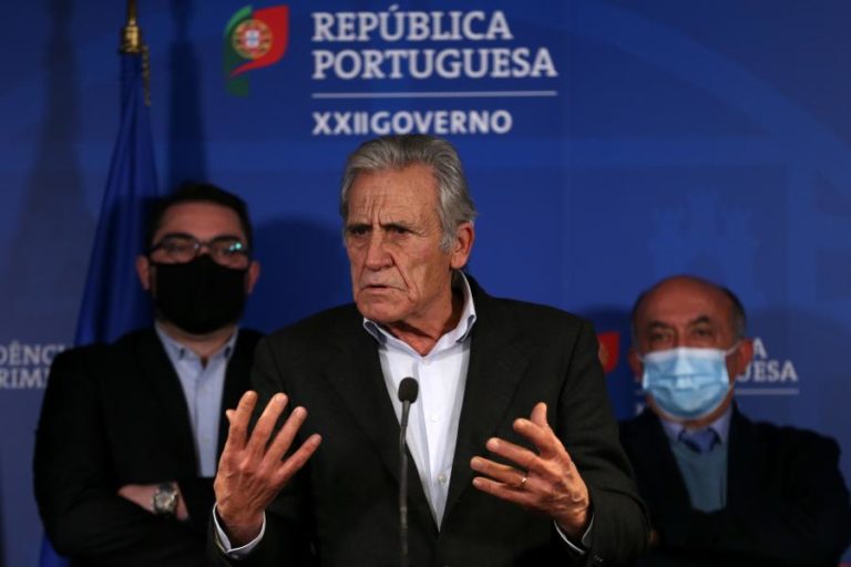 PRESIDENCIAIS: PCP AFASTA EM ABSOLUTO ADIAMENTO DAS ELEIÇÕES E ESTRANHA POSIÇÃO DE RUI RIO