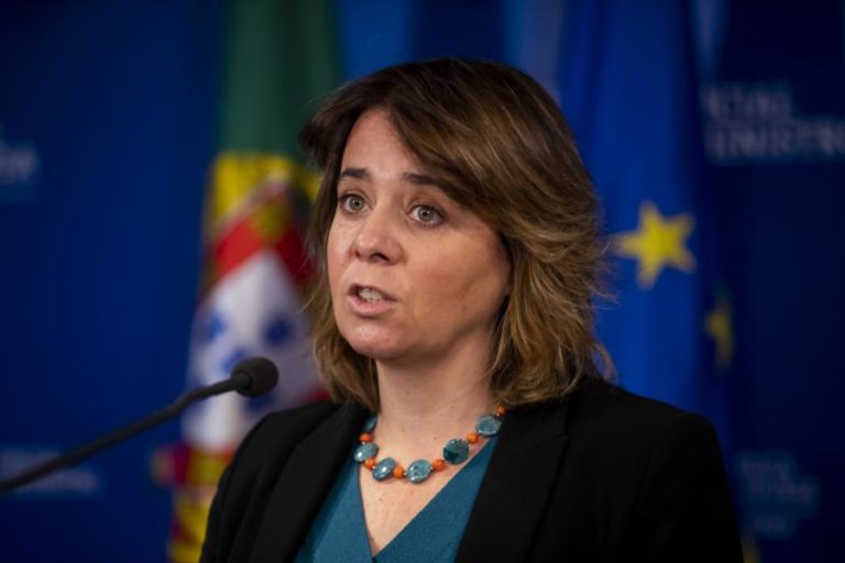 COVID-19: BE CONCORDA COM AGRAVAMENTO DE MEDIDAS MAS PEDE APOIOS PARA EMPRESAS E FAMÍLIAS