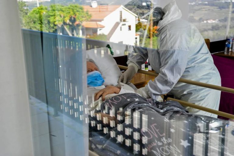 COVID-19: VACINAÇÃO DE NÃO PRIORITÁRIOS NOS LARES É APROVEITAMENTO DE SOBRAS – CNIS