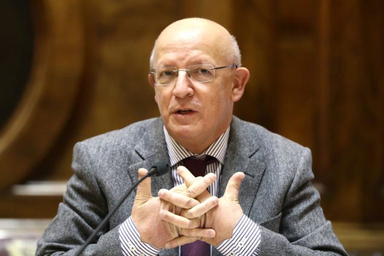 MOÇAMBIQUE/ATAQUES: SANTOS SILVA ENTRE TERÇA E QUINTA-FEIRA EM MAPUTO EM MISSÃO DA UE