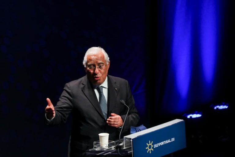 UE/PRESIDÊNCIA: COSTA QUER CERTIFICADO DE VACINAÇÃO CONTRA A COVID-19 HOMOGÉNEO NOS 27