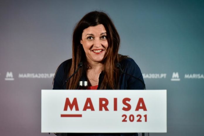30445643.jpg