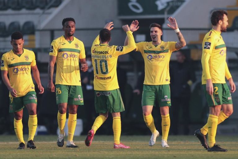 PAÇOS DE FERREIRA VENCE BRAGA E IMPEDE ‘ARSENALISTAS’ DE SE APROXIMAREM DO PÓDIO