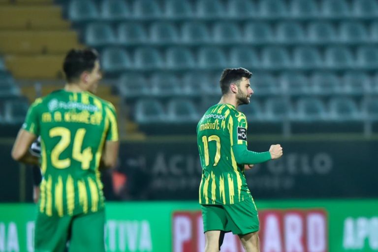 TONDELA VENCE BOAVISTA REDUZIDO A NOVE DESDE OS 30 MINUTOS