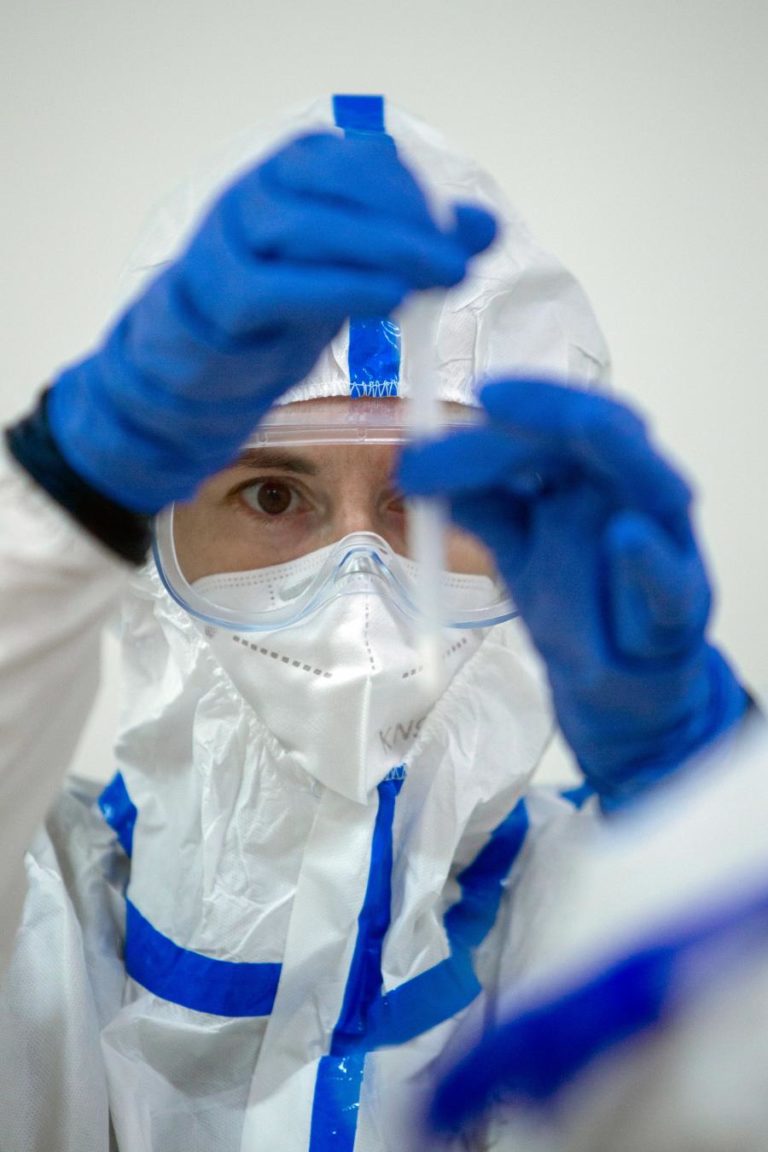 COVID-19: SETENTA E SETE INFETADOS E UM MORTO NUM SURTO EM LAR DE ABRANTES