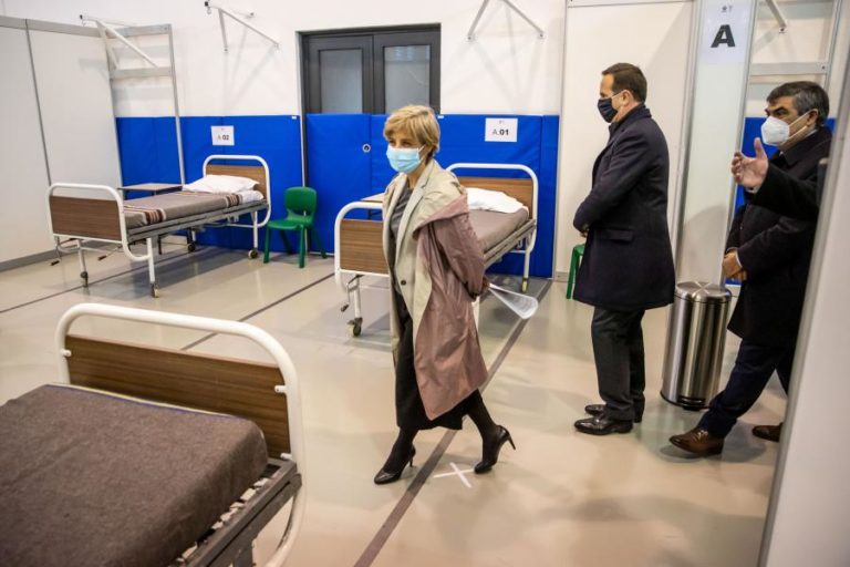 COVID-19: MINISTRA DA SAÚDE GARANTE QUE GOVERNO QUER “UTILIZAR JÁ” TODA A CAPACIDADE