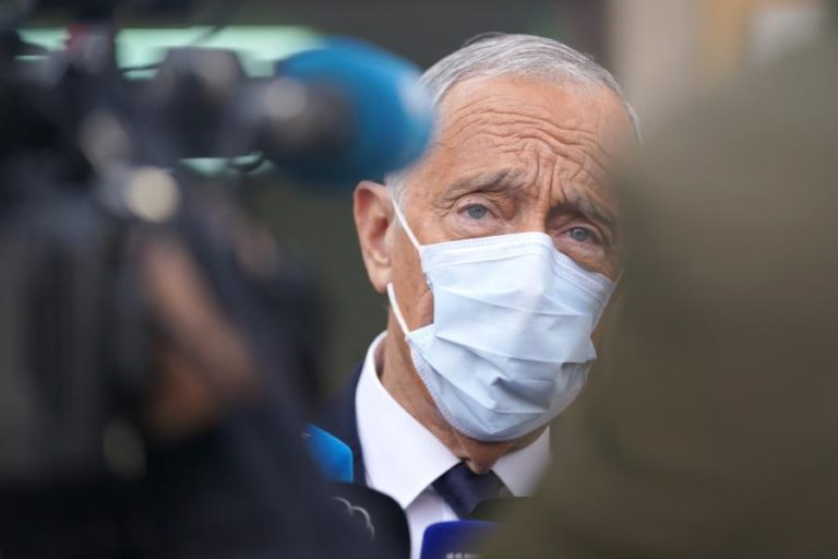 COVID-19: PRESIDENTE DA REPÚBLICA CONSIDERA PREMATURO AVANÇAR DATA PARA A SUA VACINAÇÃO