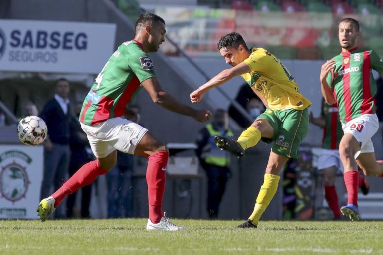 PAÇOS DE FERREIRA VENCE MARÍTIMO E SOBE AO QUARTO LUGAR DO CAMPEONATO