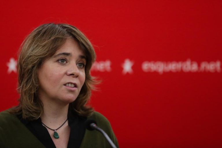 COVID-19: BE DEFENDE RESPONSABILIZAÇÃO DE QUEM “SE APROVEITE” DO PLANO DE VACINAÇÃO