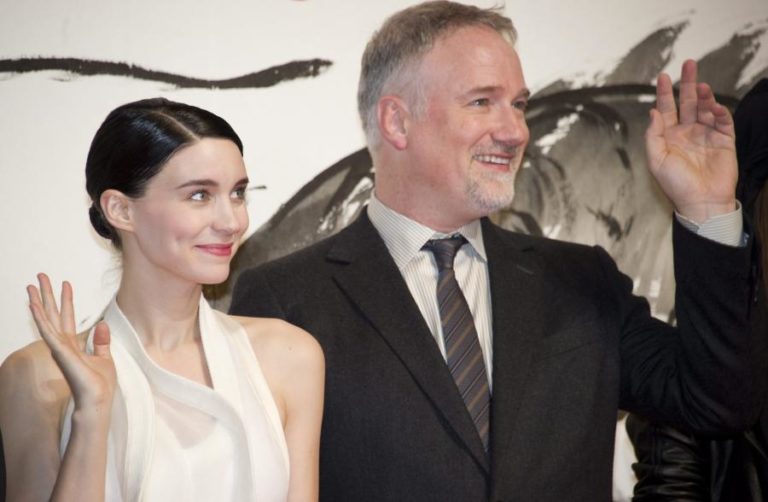 Filme “Mank” e série “The Crown” são os mais nomeados para Globos de Ouro