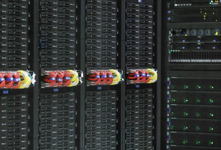 Bruxelas contribui com sete ME para novo supercomputador em Portugal