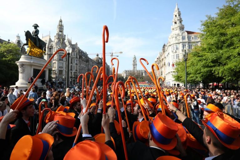 Covid-19: Queima das Fitas do Porto 2021 cancelada