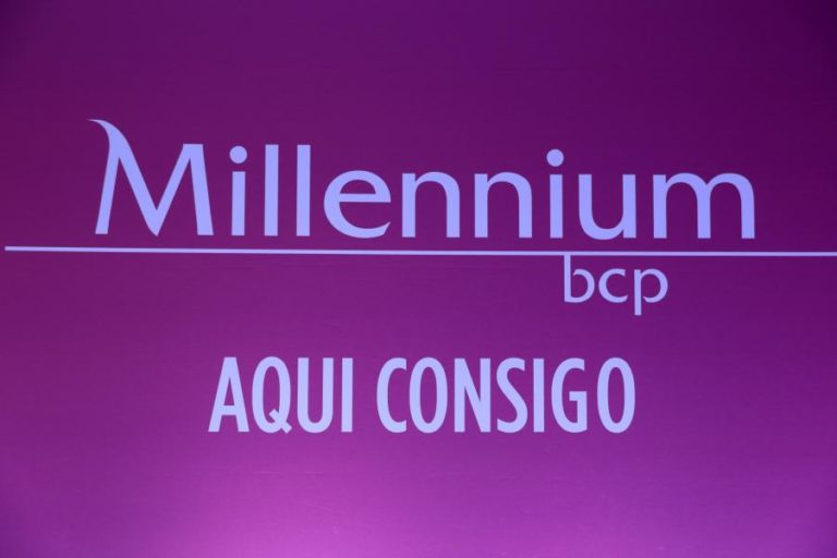 BCP fecha 2020 com menos 191 trabalhadores e 27 agências em Portugal