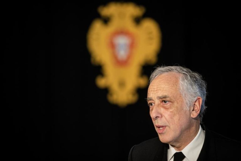 Presidente da República reconduz CEMGFA e CEMA