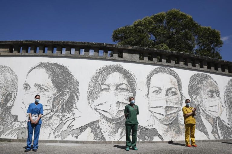 Covid-19: Mais de 1.000 profissionais do Hospital de São João apelam por reconhecimento