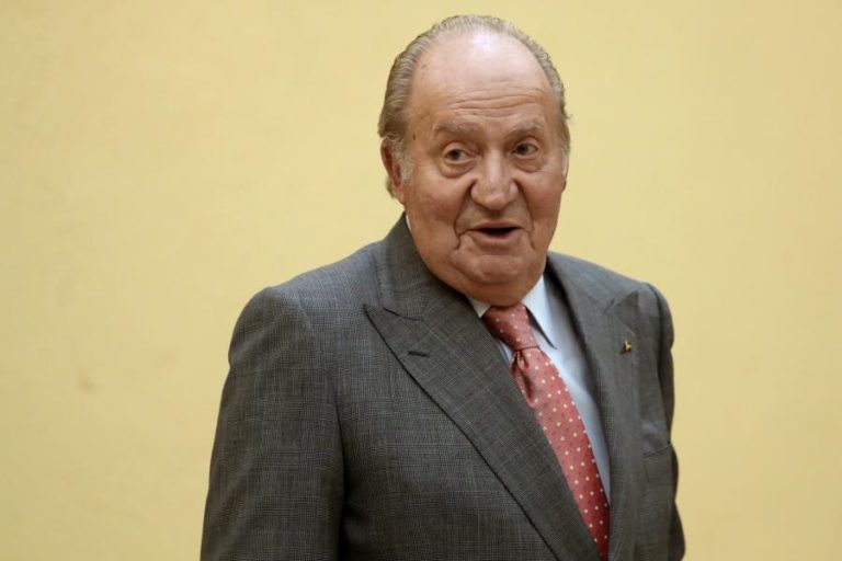 Rei emérito Juan Carlos I paga 4,4 milhões de euros ao fisco espanhol