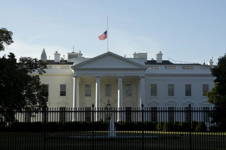 Washington diz que quis enviar “mensagem clara” no ataque na Síria