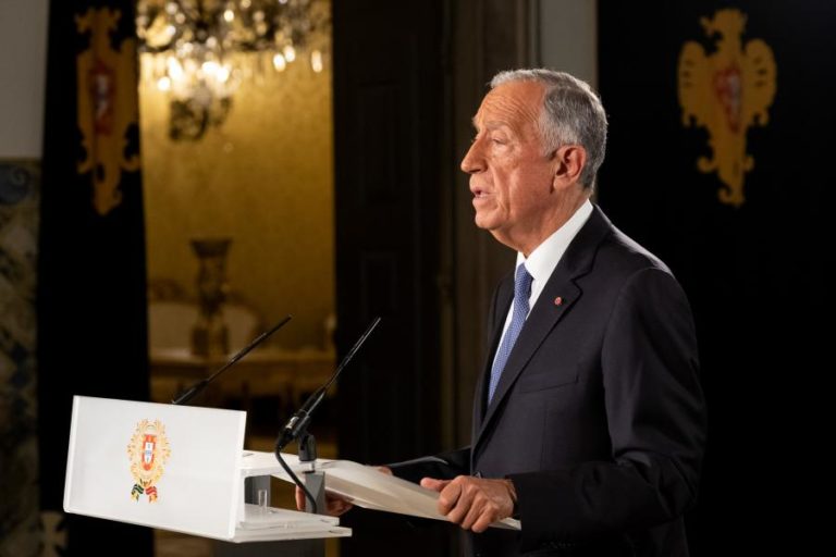 Covid-19: PR propõe renovar estado de emergência e quer desconfinamento planeado por fases