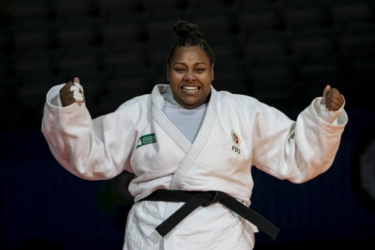Judoca Rochele Nunes perde final em 25 segundos e termina com a medalha de prata