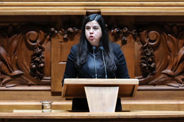 PAN confiante na constitucionalidade do diploma da Eutanásia e lamenta que PR nada tenha dito na campanha