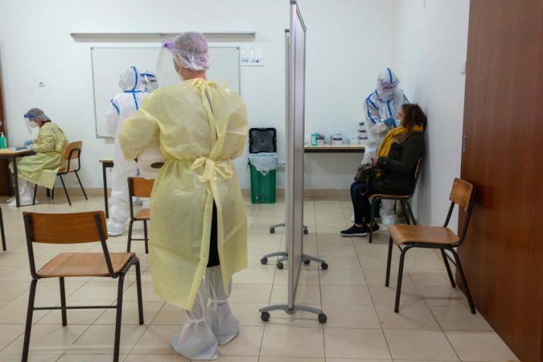 Covid-19: Açores com 13 novos casos e 11 recuperações nas últimas 24 horas