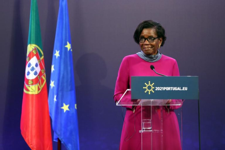 Covid-19: Ministra da Justiça destaca aumento de casos de crimes devido à pandemia