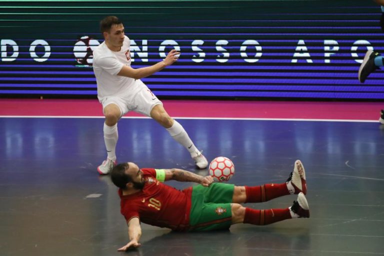 Ricardinho substituído por Pauleta na seleção portuguesa de futsal