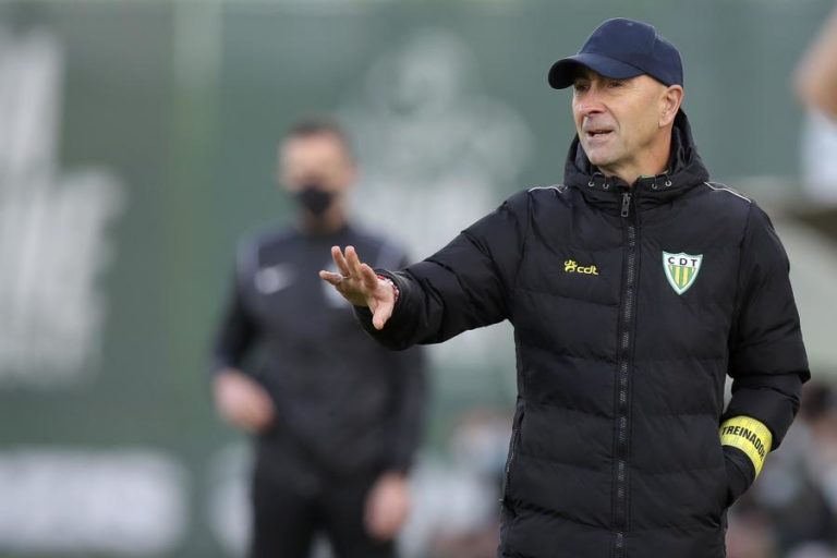 Treinador do Tondela assume que três pontos são cruciais frente ao Gil Vicente