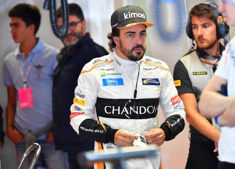 Bicampeão mundial Fernando Alonso quer ‘top-10’ no regresso à Fórmula 1