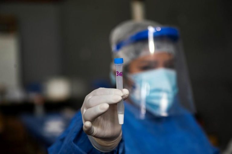 Covid-19: Situação epidemiológica na UE ainda é motivo de grande preocupação — ECDC