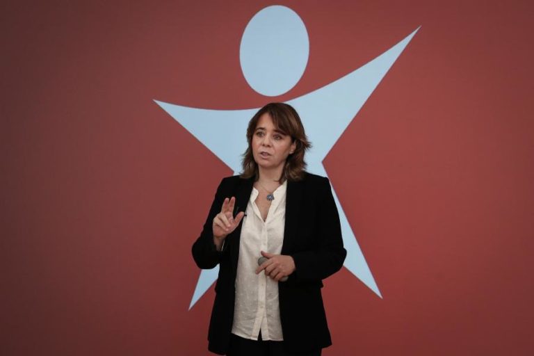 Covid-19: BE acusa Governo de não cumprir e falhar no plano de desconfinamento