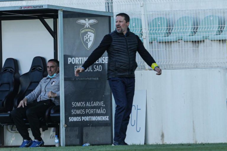Paulo Sérgio quer Portimonense “concentrado” e desvaloriza último lugar do Marítimo