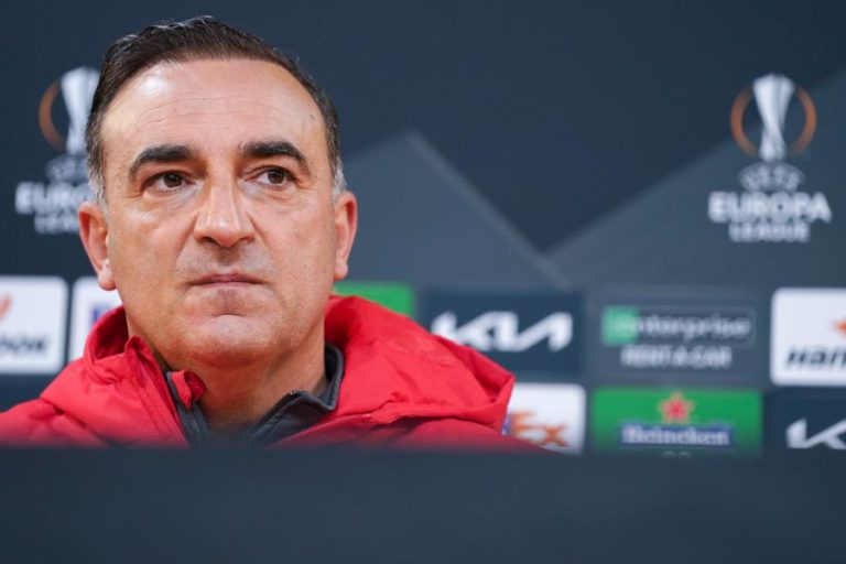 Carlos Carvalhal leva jovem Hernâni para Roma e deixa de fora Raul Silva