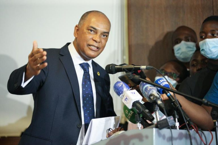 Oposição angolana acusa MPLA de pretender mergulhar Angola no caos